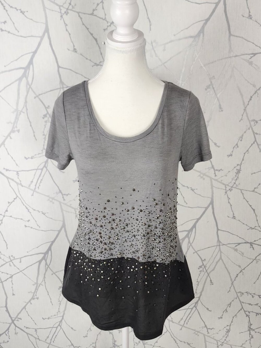 Venus Gray Colorblock Stretch Knit Studded Round Neck Top